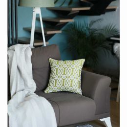 17"x 17" Yellow Jacquard Geo decorative Throw Pillow Cover (Pack of 1)